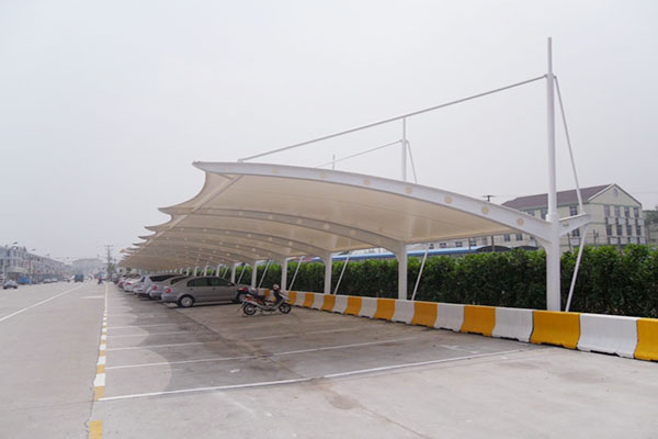夏季高溫來臨呼和浩特膜結構車棚維護需要注意那些