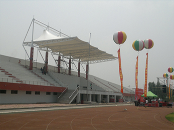 體育場(chǎng)看臺(tái)膜結(jié)構(gòu)三